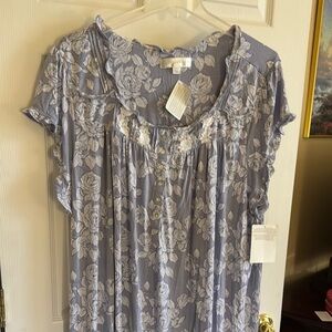 Plus size new Eileen West long nightgown